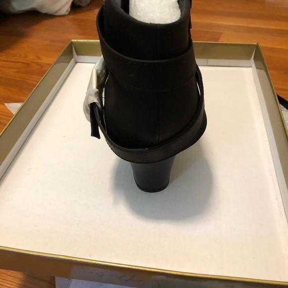 Thalia Sodi Booties in Black - Picture 5 of 5